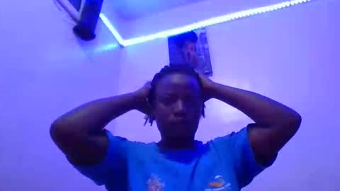 Vee tommy online show from April 17, 2026, 2:47 am