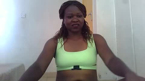 veev_1 online show from March 19, 2026, 9:46 am