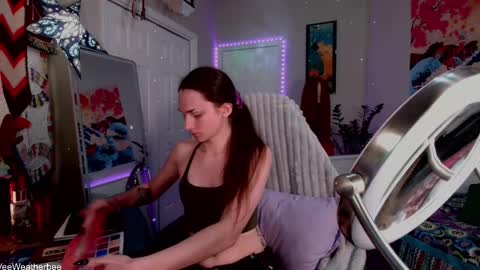 Violet Weatherbee online show from September 16, 2025, 11:28 pm