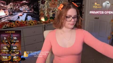 vegas_romance online show from October 31, 2025, 12:33 am