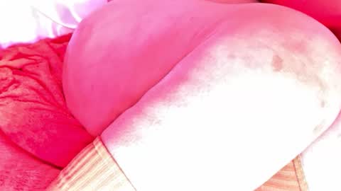 Vehe Veun online show from May 12, 2026, 2:14 pm