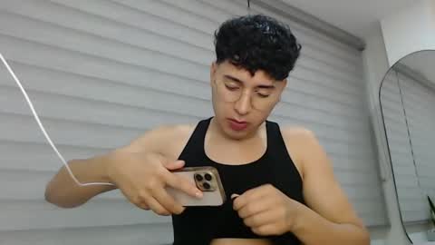 Snapshot of velascosexyboy chatting on March 4, 2025, 2:38 am velascosexyboy online show from March 4, 2025, 2:38 am