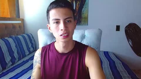 velk_hot1 online show from March 9, 2026, 12:31 pm
