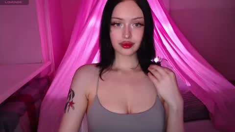 Snapshot of veloravexis chatting on June 15, 2026, 5:26 pm Velora online show from June 15, 2026, 5:26 pm