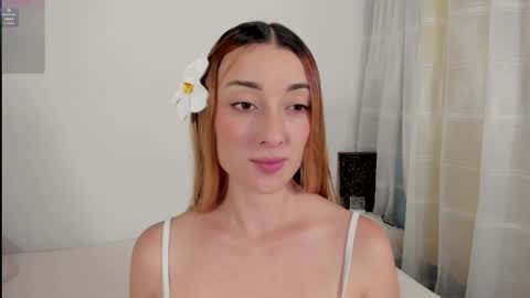 velvet_00 online show from May 13, 2026, 3:37 am