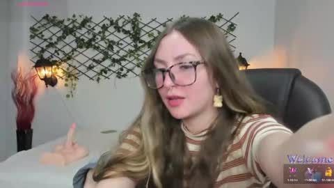 Sophi  online show from April 23, 2026, 12:23 am