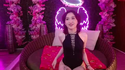 Snapshot of velvet_c4k3 chatting on November 7, 2025, 3:56 pm Velvet c4k3 online show from November 7, 2025, 3:56 pm