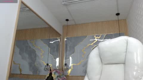 velvet online show from February 21, 2026, 4:02 am