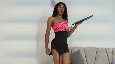 Snapshot of velvet_sex23 chatting on July 7, 2026, 8:07 am velvet_sex23 online show from July 7, 2026, 8:07 am