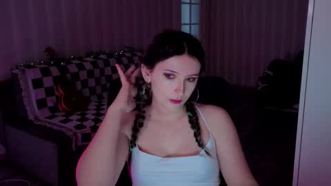 Snapshot of velvet_siren chatting on May 15, 2026, 12:45 pm Violet online show from May 15, 2026, 12:45 pm