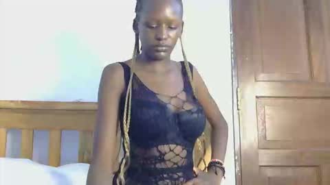 Snapshot of velvetdesiree chatting on May 11, 2026, 2:45 pm velvetdesiree online show from May 11, 2026, 2:45 pm