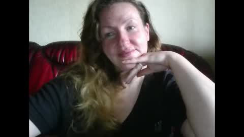velvetdiamond online show from June 7, 2026, 3:16 pm