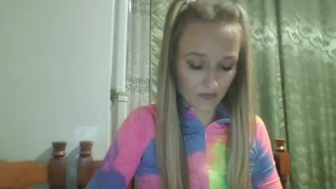 Snapshot of velvetintuition chatting on June 12, 2026, 7:57 pm velvetintuition online show from June 12, 2026, 7:57 pm