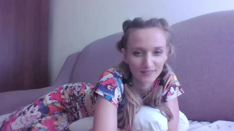 Snapshot of velvetintuition chatting on June 17, 2026, 3:13 pm velvetintuition online show from June 17, 2026, 3:13 pm