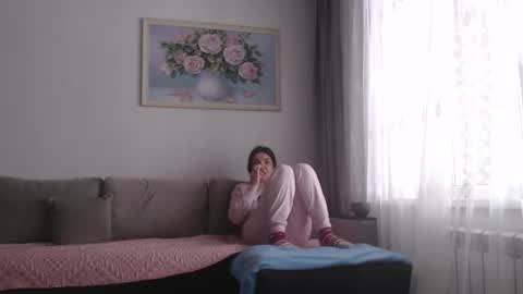 velvetmoon123 online show from February 19, 2026, 9:05 am