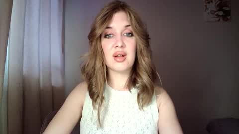 Snapshot of velvetrich8 chatting on February 27, 2026, 2:28 pm VelvetRich8 online show from February 27, 2026, 2:28 pm