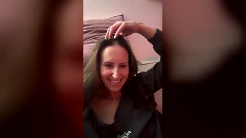 velvettouchd online show from March 8, 2026, 4:38 am