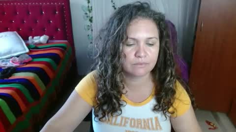 Snapshot of venecasexy44 chatting on May 19, 2026, 9:54 pm venecasexy44 online show from May 19, 2026, 9:54 pm