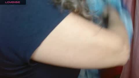 Snapshot of venecasexy44 chatting on May 29, 2026, 10:46 am venecasexy44 online show from May 29, 2026, 10:46 am