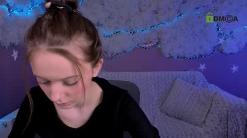 venezia_barton online show from March 12, 2026, 10:16 pm