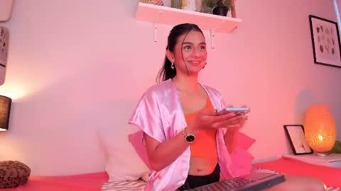 Vennus online show from July 8, 2026, 1:15 pm