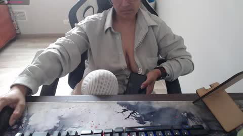 venus496613 online show from May 27, 2026, 7:11 pm