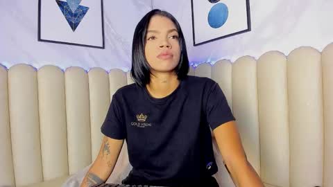 Snapshot of venus__miller chatting on October 7, 2025, 12:35 pm venus__miller online show from October 7, 2025, 12:35 pm