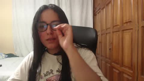 Venus online show from April 24, 2026, 3:09 am