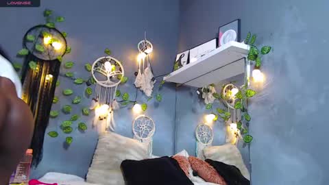 Snapshot of venusbsq chatting on March 8, 2025, 9:18 pm Venus online show from March 8, 2025, 9:18 pm