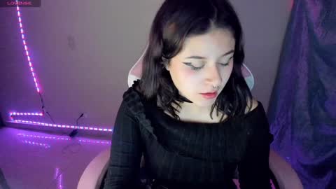 Snapshot of venussx_x chatting on December 11, 2024, 12:44 am   Venus  MY BDAY 29 SEPT online show from December 11, 2024, 12:44 am