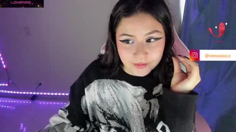 Snapshot of venussx_x chatting on December 12, 2024, 8:10 pm   Venus  MY BDAY 29 SEPT online show from December 12, 2024, 8:10 pm