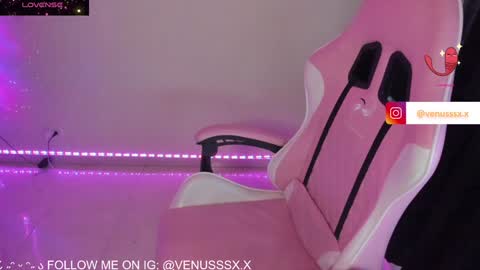 Snapshot of venussx_x chatting on January 25, 2025, 6:35 pm   Venus  MY BDAY 29 SEPT online show from January 25, 2025, 6:35 pm