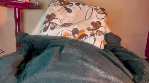 Venus online show from February 19, 2025, 3:50 am