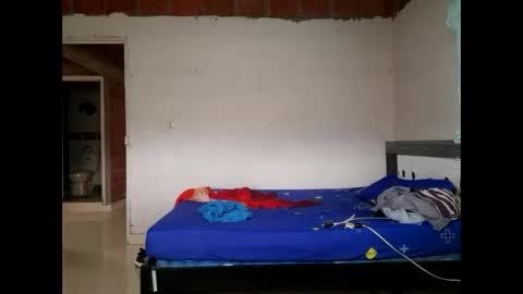 ver_gonblack online show from February 15, 2026, 7:32 pm