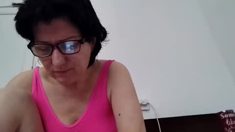 Snapshot of vera_elle chatting on May 21, 2026, 7:15 am Vera online show from May 21, 2026, 7:15 am