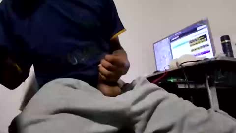 Snapshot of vergalarga77711 chatting on October 15, 2025, 5:40 am vergalarga77711 online show from October 15, 2025, 5:40 am