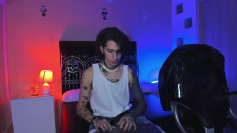 vergil_noir online show from April 29, 2026, 4:38 am