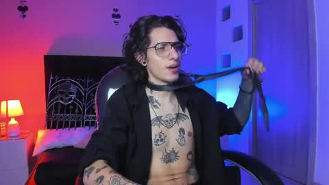 vergil_noir online show from May 1, 2026, 4:50 am