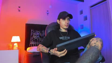 vergil_noir online show from May 9, 2026, 4:39 am