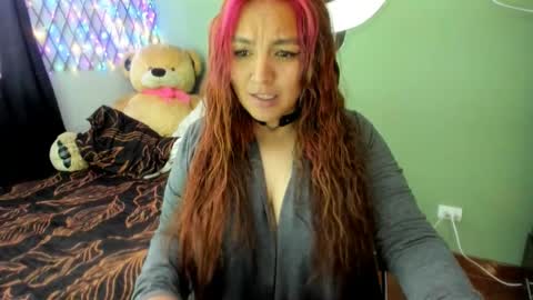 Snapshot of vero_jhonson chatting on April 2, 2026, 3:31 pm karolina online show from April 2, 2026, 3:31 pm