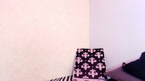 Vero online show from October 1, 2025, 3:12 am