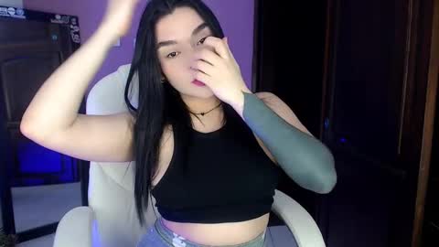 Snapshot of veronica_118 chatting on December 14, 2024, 6:56 am veronica_118 online show from December 14, 2024, 6:56 am