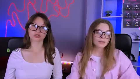 Snapshot of veronica_bubble chatting on July 10, 2026, 7:27 pm Ronni online show from July 10, 2026, 7:27 pm