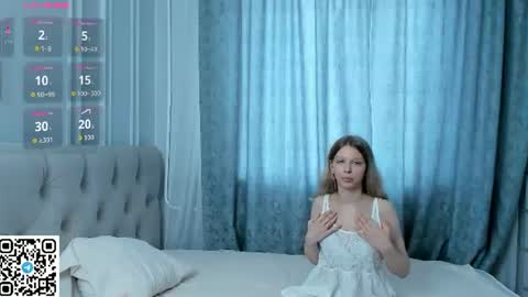 Snapshot of veronica_burns chatting on July 1, 2026, 11:34 am Anny online show from July 1, 2026, 11:34 am