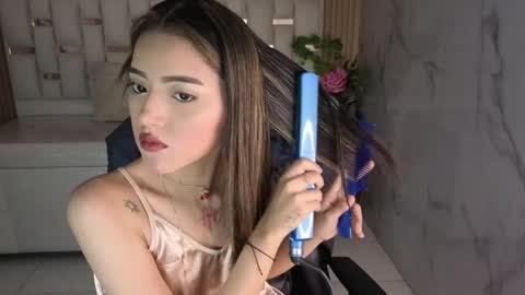 veronicaa_s online show from May 11, 2026, 7:44 pm