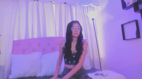 Snapshot of veronicadams chatting on May 27, 2026, 2:58 pm Veronica online show from May 27, 2026, 2:58 pm