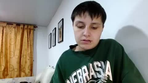 Veronica Clark online show from June 26, 2026, 4:39 am
