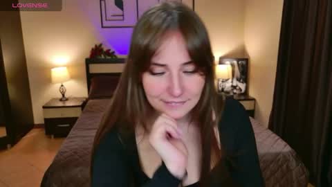 Veronica online show from June 3, 2026, 9:56 am
