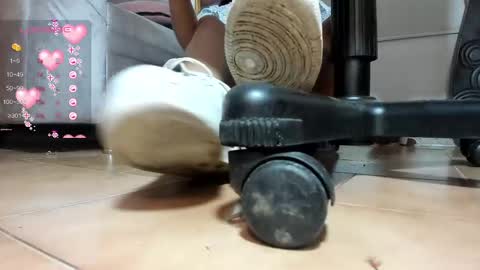 Snapshot of veronicagilss chatting on February 15, 2025, 12:04 am Veronica Gills online show from February 15, 2025, 12:04 am