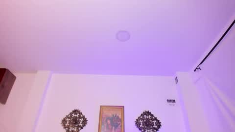 Snapshot of veronicagilss chatting on October 12, 2025, 4:00 am Veronica Gills online show from October 12, 2025, 4:00 am